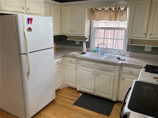 Building Photo - 12 Trevor Trail