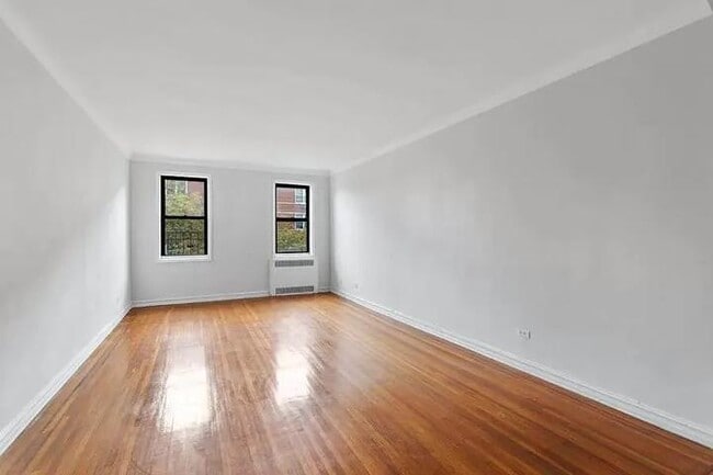 Building Photo - 811 Cortelyou Rd
