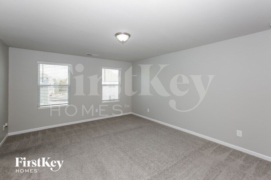 Building Photo - 7607 Wallace Farm Ln