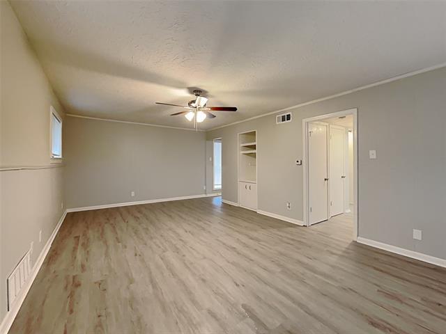 Building Photo - 13415 Spring Grove Ave