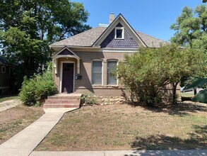 Building Photo - Classic Old Town Fort Collins 2 Bed 2 Bath Home Close to CSU