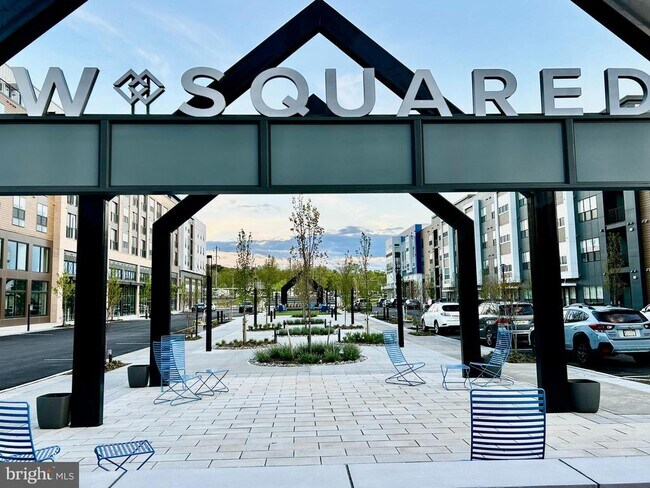 Building Photo - 1 Culvert Dr