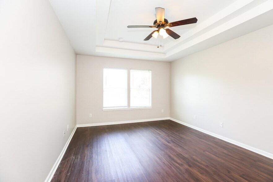 Building Photo - 3559 White Cow Ct