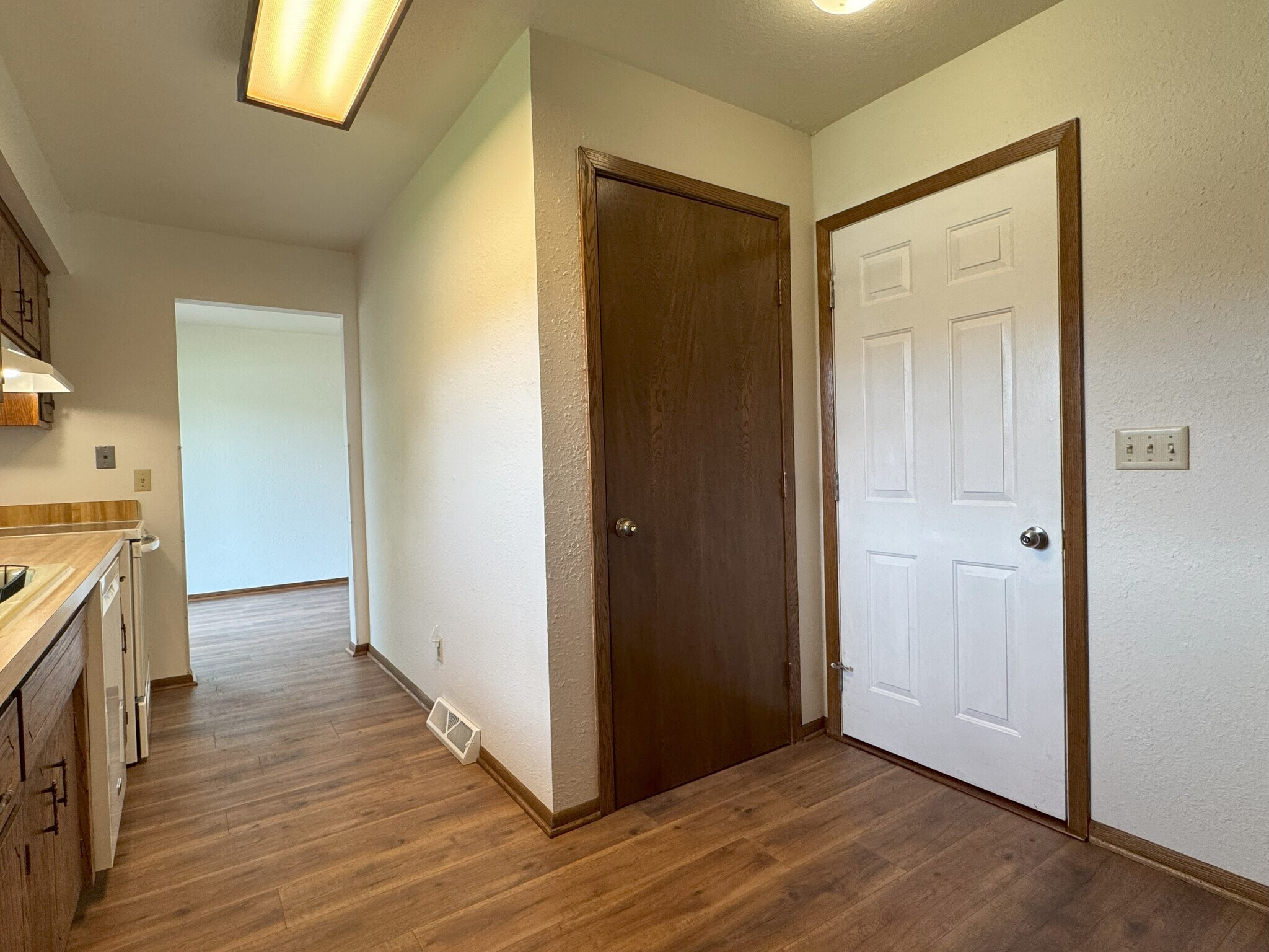 Building Photo - 7934 Daniel Ct