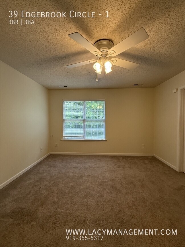 Building Photo - 39 Edgebrook Cir