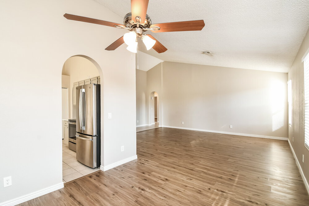 Building Photo - 6143 W Harrison St