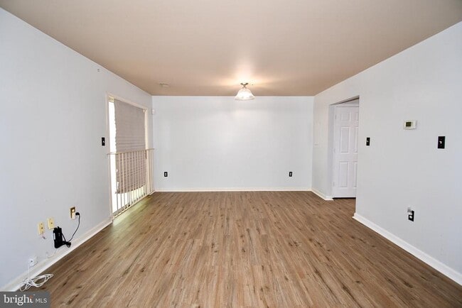 Building Photo - 11234 Hannah Way