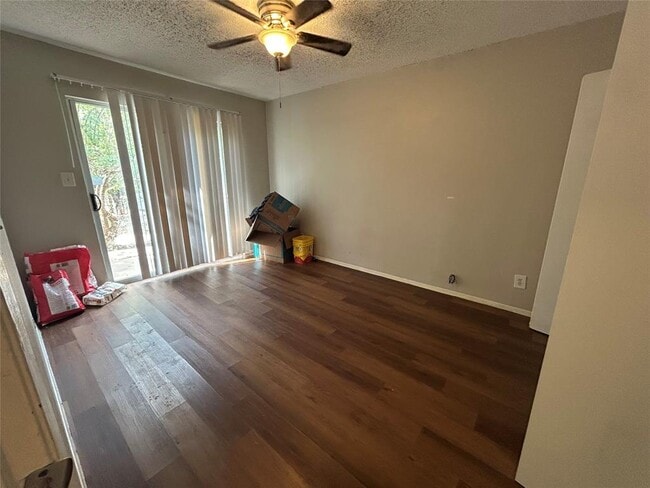 Building Photo - 10440 Doc Holliday Trail