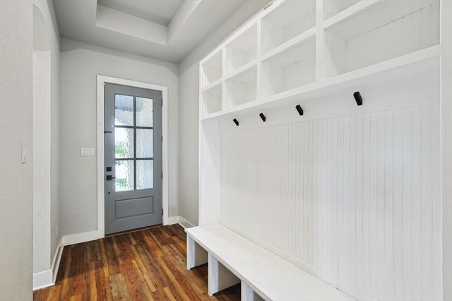 Building Photo - 1704 Terrace Way