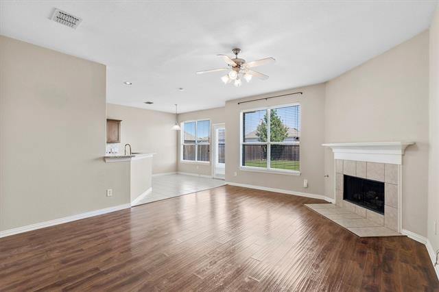 Building Photo - 8008 Raintree Dr