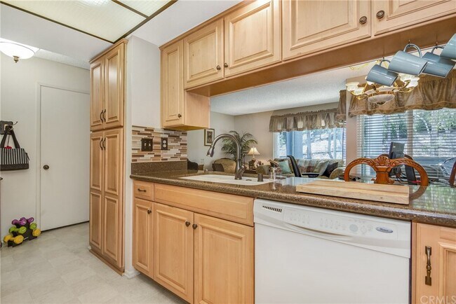 Building Photo - 22317 Vista Verde Dr