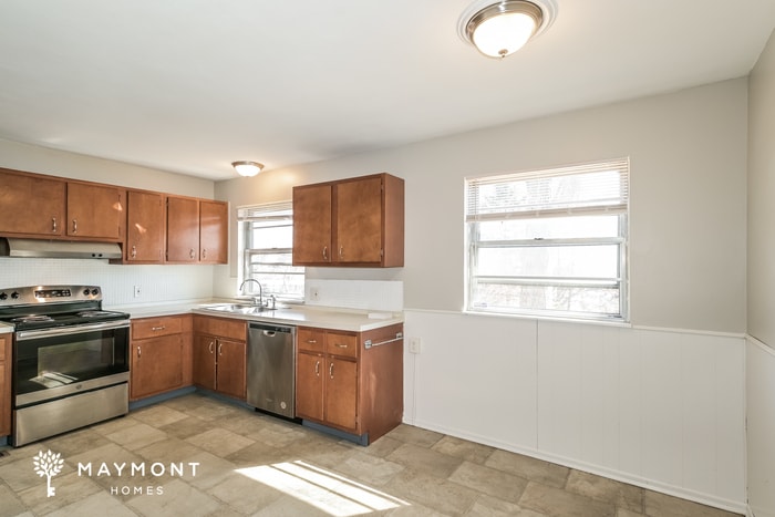 Building Photo - 1814 Millshire Dr
