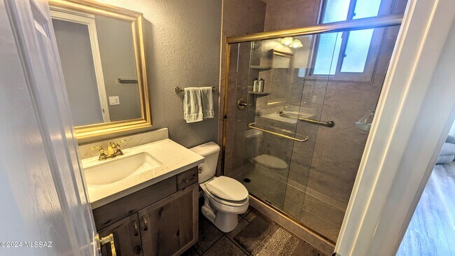Building Photo - 38162 S Desert Bluff Dr
