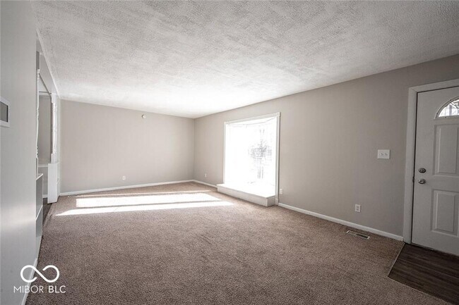 Building Photo - 8830 E 35th St