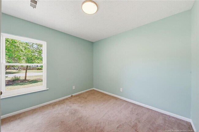 Building Photo - 6791 Seaford Dr