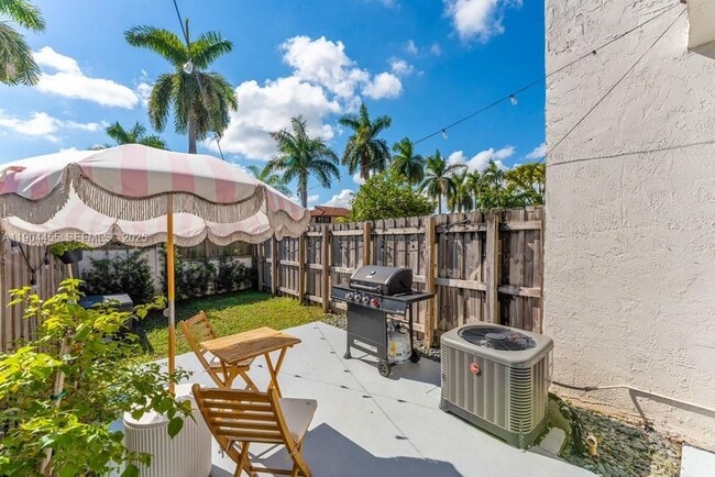 Building Photo - 13350 SW 58th Terrace