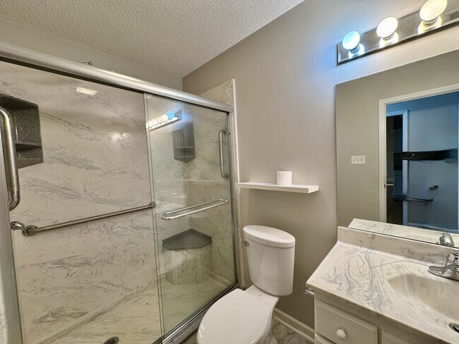 Building Photo - 159 Daleyuhski Way