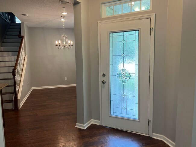 Building Photo - 68 Adelanto Ave