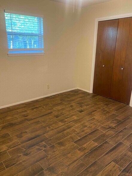 Building Photo - 4207 Timbercrest Ln