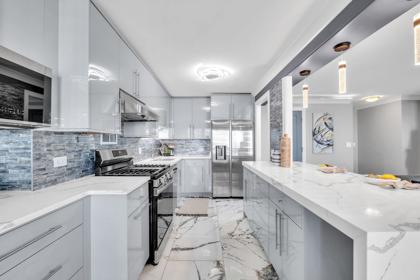 Building Photo - 400 E Randolph St