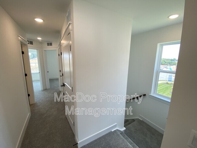 Building Photo - 4815 Jackson Vlg Pkwy