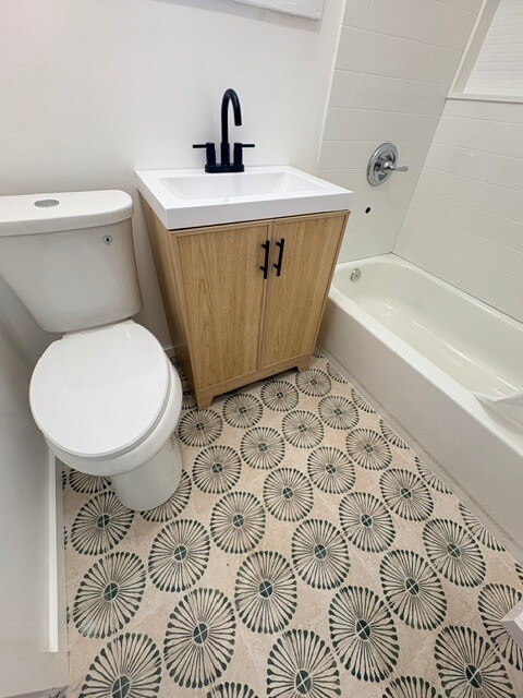 Bathroom - 9322 Franklin St