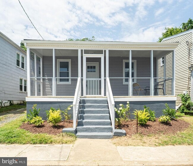 Building Photo - 16 Parole St