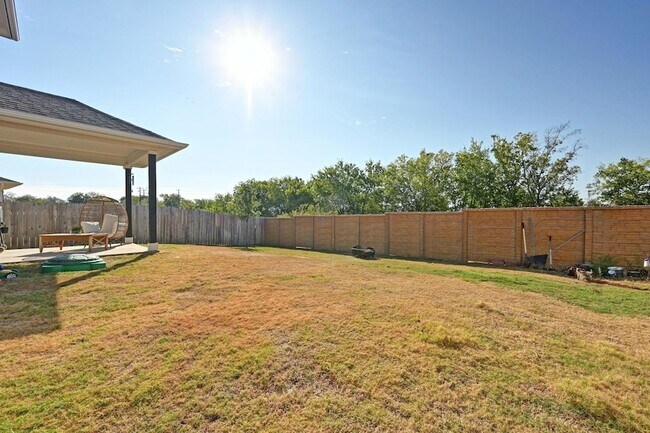 Building Photo - 6514 Marsh Ln