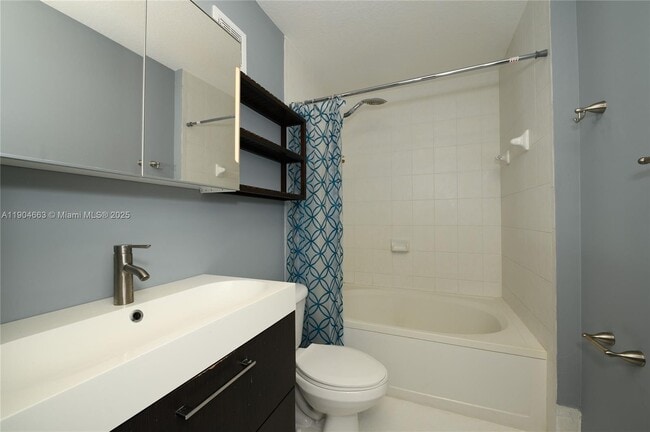 Building Photo - 4465 SW 160th Ave