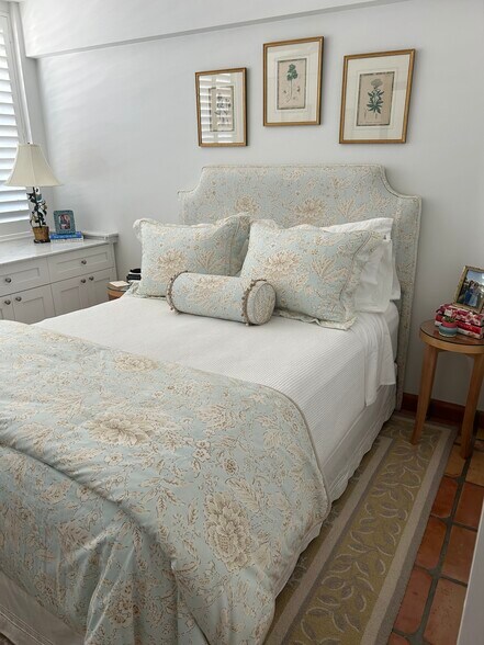 Bedroom - 401 Peruvian Ave