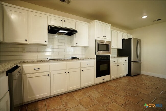 Building Photo - 6315 Beau Allen Ct