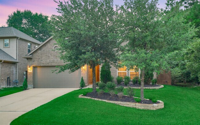 Building Photo - 204 Forest Peak Way