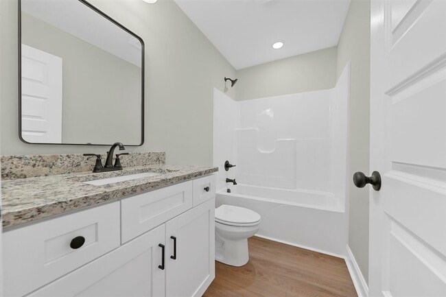 Building Photo - 710 Sheldrake Ln