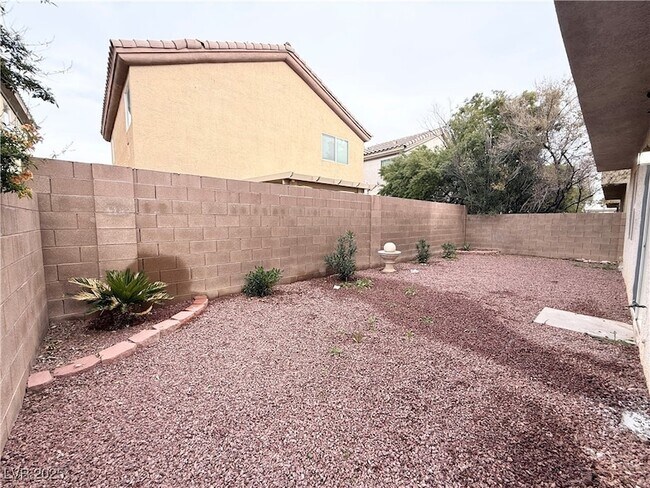 Building Photo - 9748 Waukegan Ave