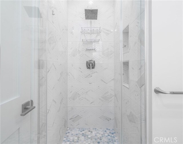 Building Photo - 8421 Bleriot Ave