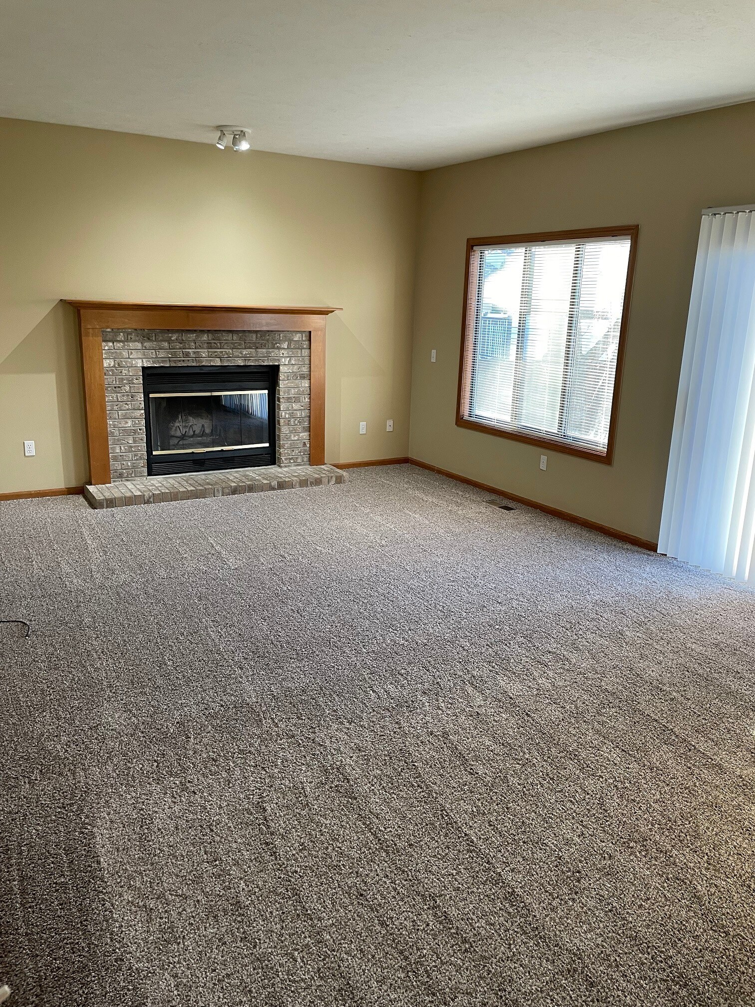 Building Photo - 4533 Brookmeadow Ct SE