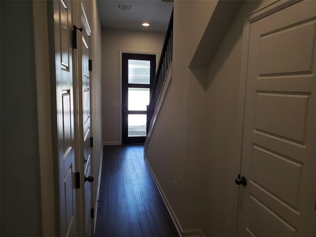 Building Photo - 13614 Cibolo Trace