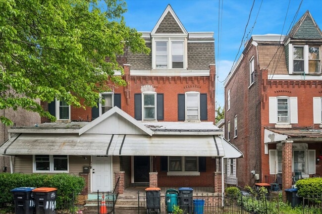 Building Photo - 1147 Potter St