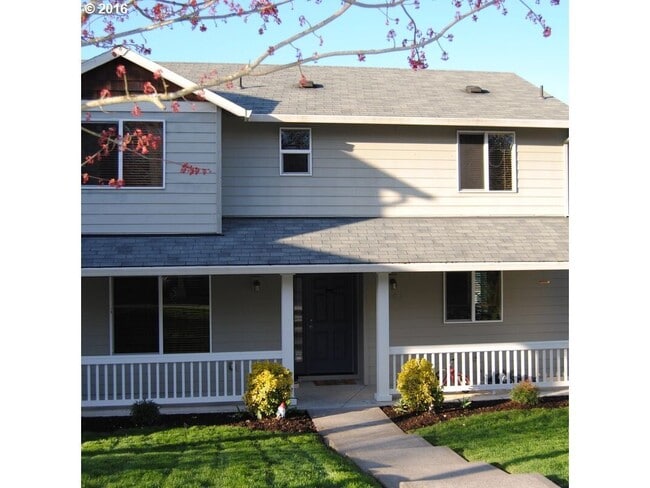 Building Photo - 3561 SW 25th St