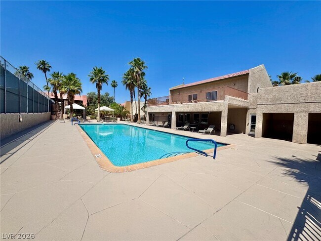 Building Photo - 5060 Indian River Dr