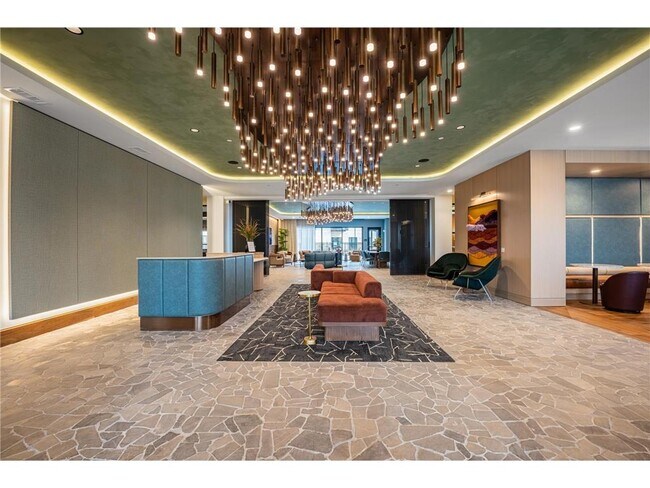 Building Photo - 640 Wisconsin Ave N