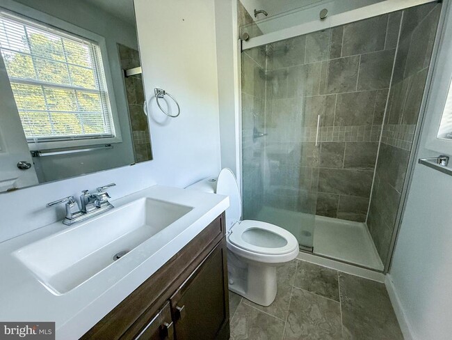 Building Photo - 42544 Keith Ct