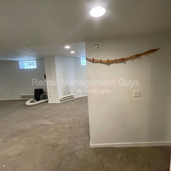 Building Photo - 2021 3rd Ave S