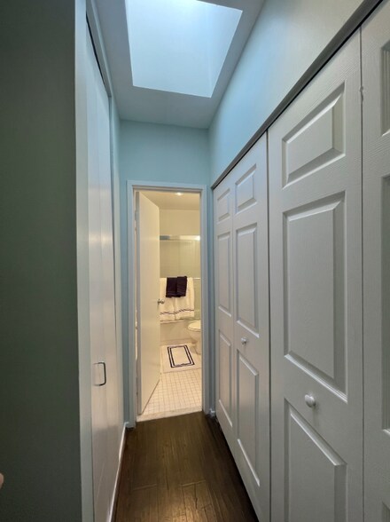 Building Photo - 1844 Columbia Rd NW