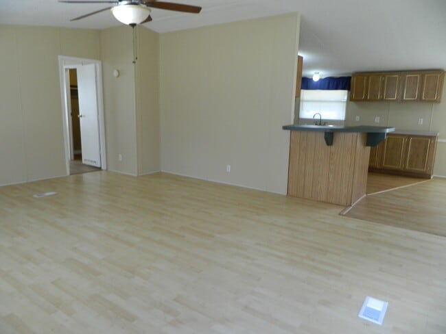 Building Photo - 3434 2nd St