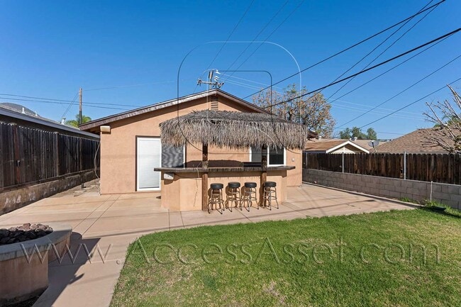 Building Photo - Stunning Mountain Views and Serene Living on Wood Street
