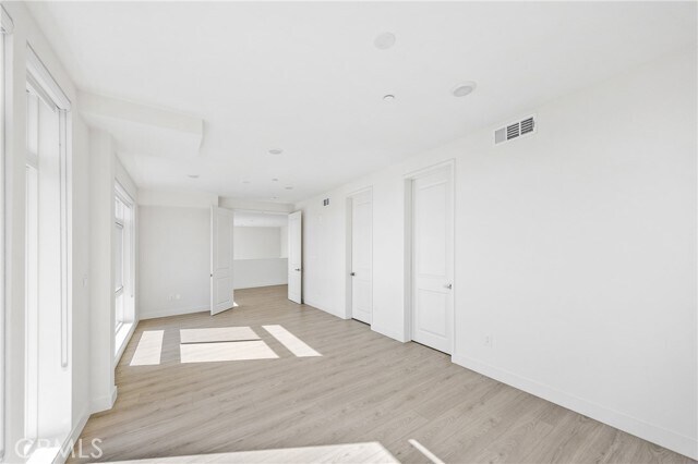 Building Photo - 168 S Monterey St