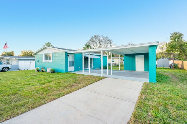 Building Photo - Cozy Home in South Daytona