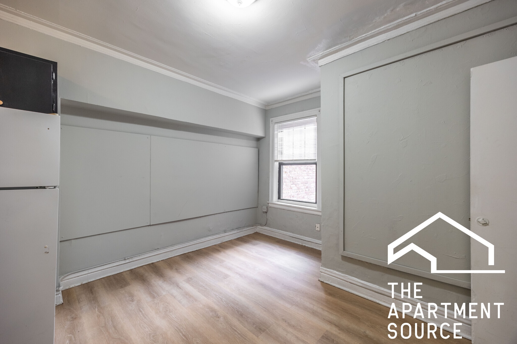 Building Photo - 1427 N Dearborn St