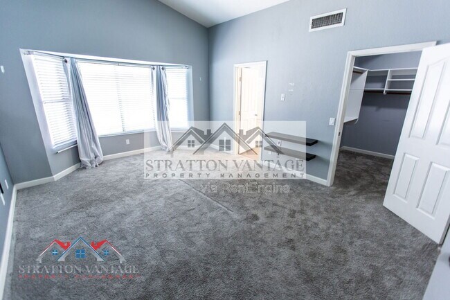 Building Photo - 19025 N 36th Way